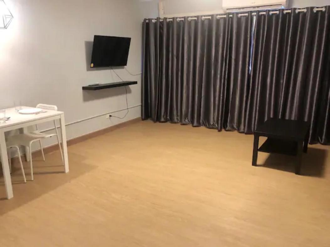 Popular Condo Near Impact/Thunder Dome Pak Kret Exterior foto